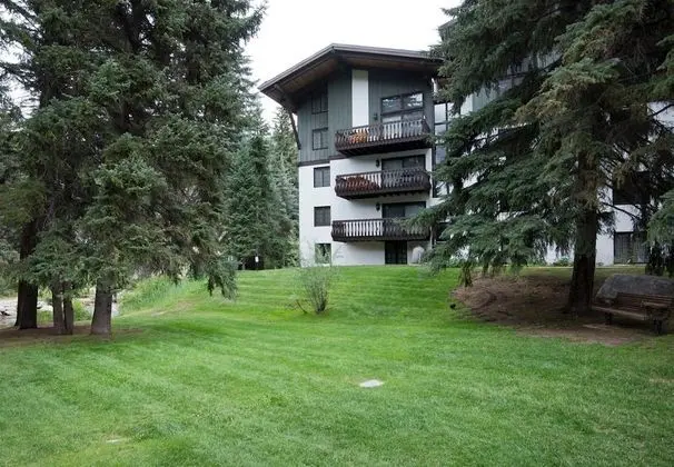 Daire (2-385 Gore Creek dr Vorlaufer 201)
