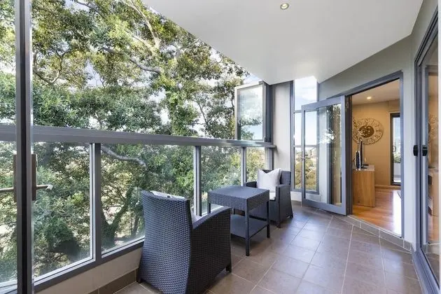Superior Apart Daire, 2 Yatak Odası, Balkon, Liman Manzaralı