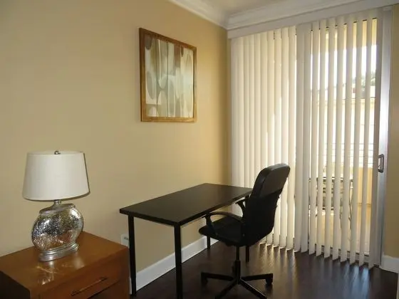 Luxury Apart Daire, 2 Yatak Odası, 2 Banyolu, Avlu Manzaralı