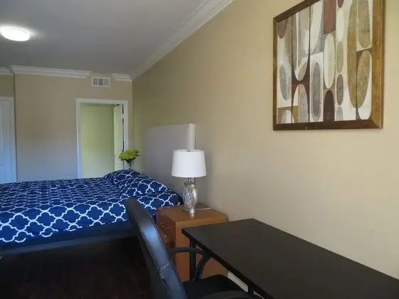 Luxury Apart Daire, 2 Yatak Odası, 2 Banyolu, Avlu Manzaralı