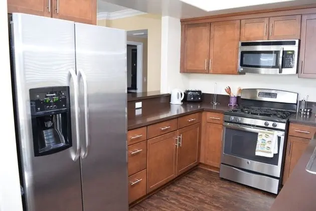 Luxury Apart Daire, 2 Yatak Odası, 2 Banyolu, Avlu Manzaralı