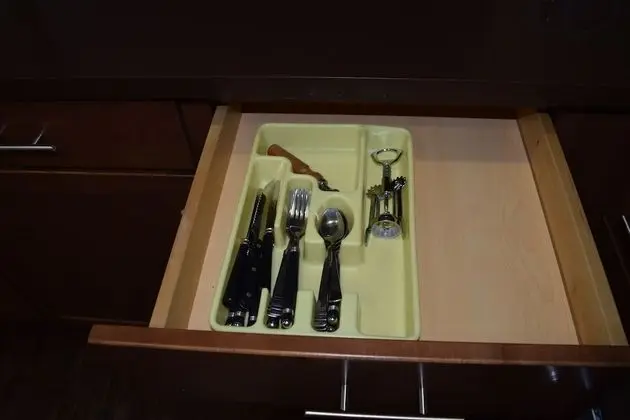 Luxury Apart Daire, 2 Yatak Odası, 2 Banyolu, Avlu Manzaralı