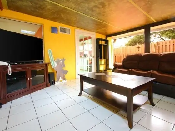 Ev (2 Bed 5325)