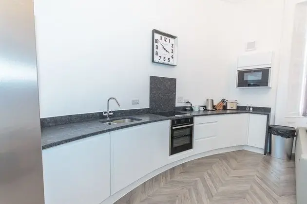 Luxury Apart Daire, Özel Banyo, Şehir Manzaralı (Buckingham)