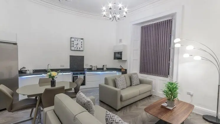 Luxury Apart Daire, Özel Banyo, Şehir Manzaralı (Buckingham)