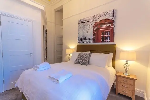 Luxury Apart Daire, Özel Banyo, Şehir Manzaralı (Buckingham)