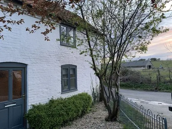 Kır Evi, Özel Banyo, Avlu Manzaralı