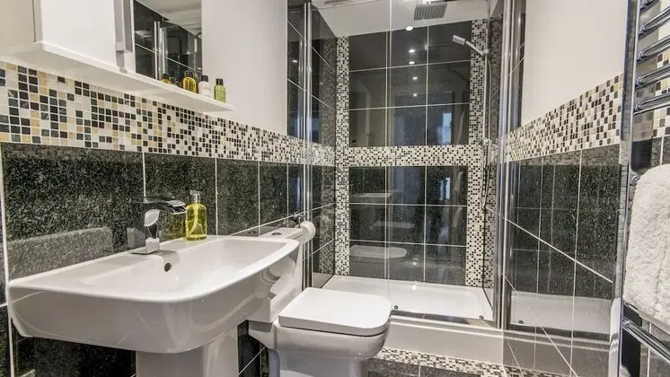 Luxury Apart Daire, Özel Banyo, Deniz Manzaralı (Crow's Nest)