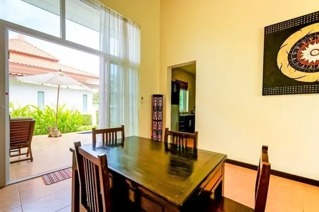 2 Bedrooms Villa