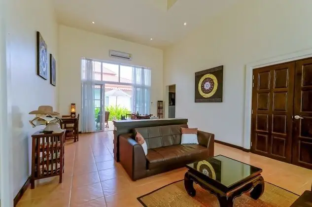 2 Bedrooms Villa