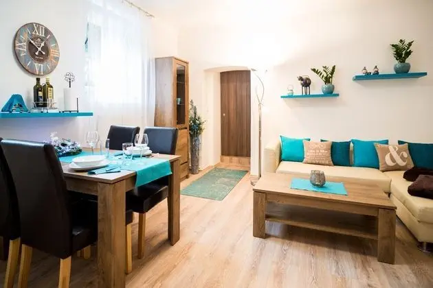 Comfort Apart Daire, 1 Yatak Odası, Teras, Bahçeli