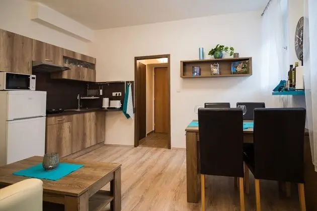 Comfort Apart Daire, 1 Yatak Odası, Teras, Bahçeli