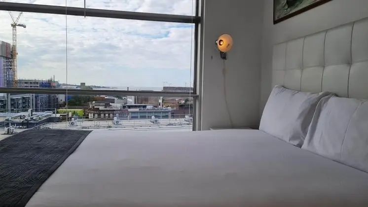 Premium Çatı Katı Süiti (Penthouse)
