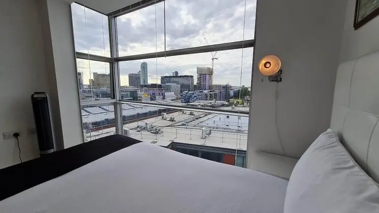Premium Çatı Katı Süiti (Penthouse)
