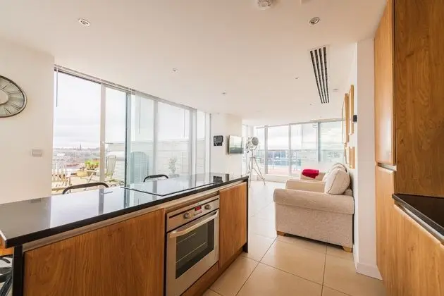 Premium Çatı Katı Süiti (Penthouse)