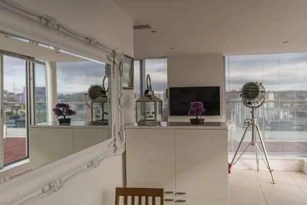 Premium Çatı Katı Süiti (Penthouse)