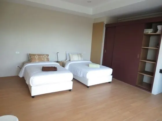 2 Bedrooms