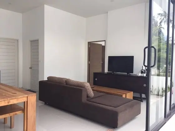 2 Bedrooms