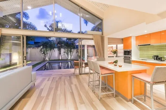 Deluxe Villa, 2 Yatak Odası, Havuz Manzaralı, Plaj Kenarı