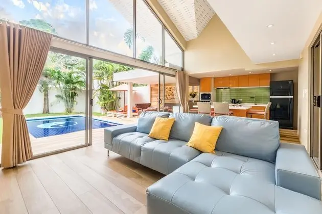 Deluxe Villa, 2 Yatak Odası, Havuz Manzaralı, Plaj Kenarı