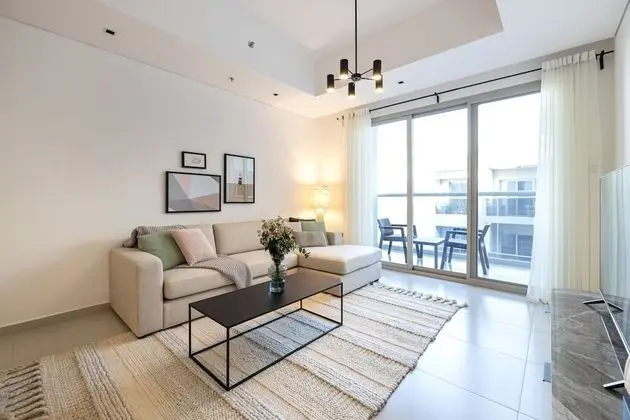 DHH - Beautiful 2 Beds in Umm Suqeim 3