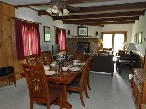 Daire, Birden Çok Yatak (2 Br:  Whistlepunk 28)