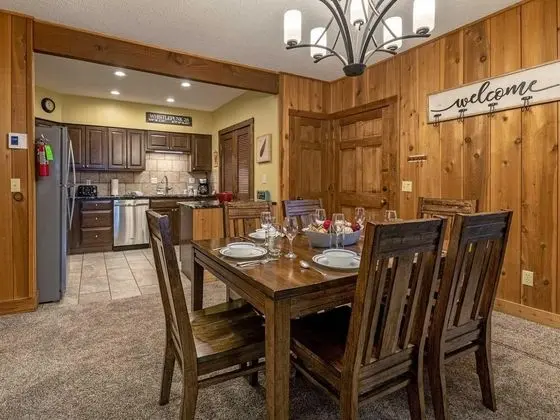 Daire, Birden Çok Yatak (2 Br:  Whistlepunk 28)