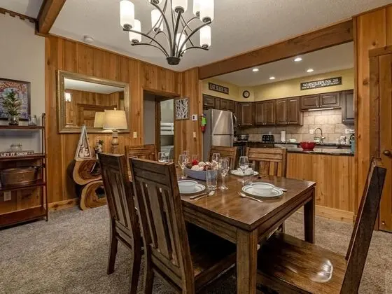 Daire, Birden Çok Yatak (2 Br:  Whistlepunk 28)