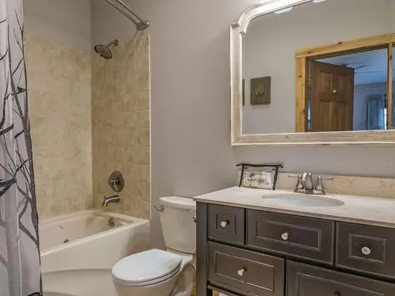 Daire, Birden Çok Yatak (2 Br:  Whistlepunk 28)