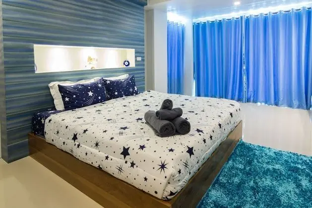 Ocean Beach Room