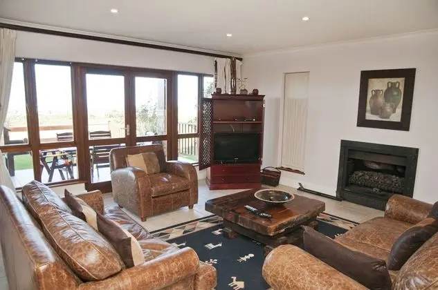 Villa, 4 Yatak Odası, Sigara İçilmez, Kısmi Deniz Manzarası