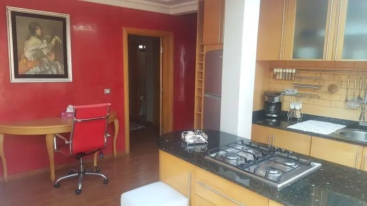 Deluxe Apart Daire, Sigara İçilebilir