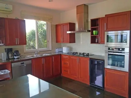 Villa (2 Pools & Seaview! Villa Serena 6BR, )