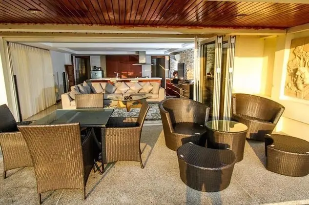 Villa (2 Pools & Seaview! Villa Serena 6BR, )