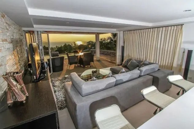 Villa (2 Pools & Seaview! Villa Serena 6BR, )