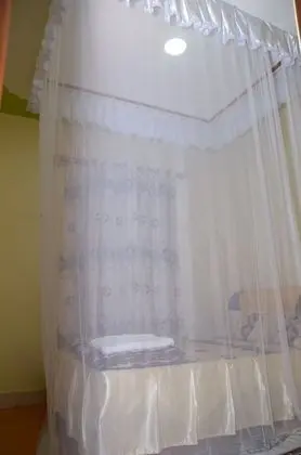 Tek Büyük veya İki Ayrı Yataklı Oda, 1 Yatak Odası, Sigara İçilebilir, Park Manzaralı