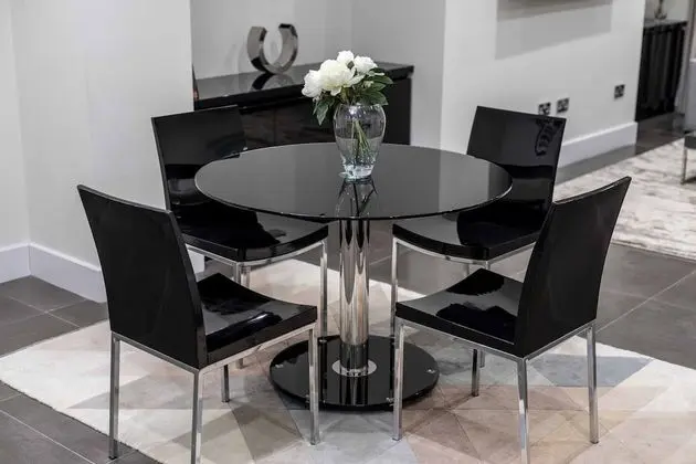 One bedroom apartment - Lower Ground Floor