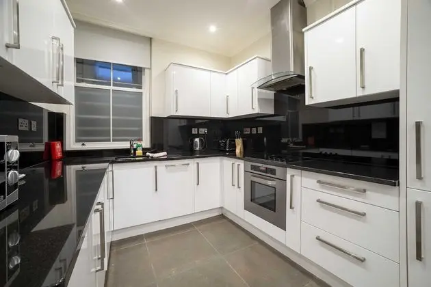 One bedroom apartment - Lower Ground Floor