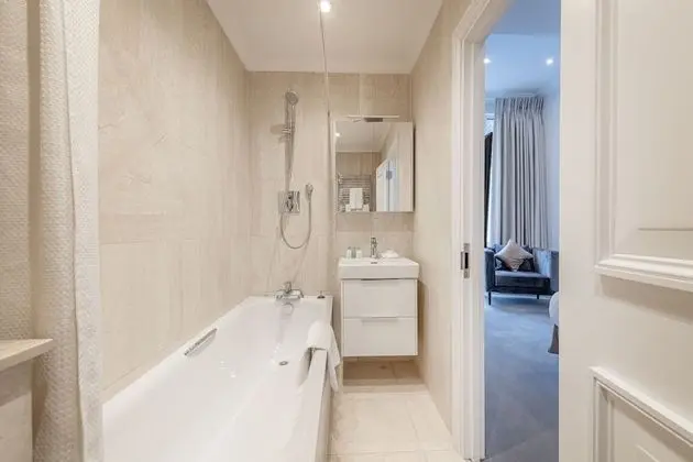 Two Bedroom Executive with Balcony/Terrace