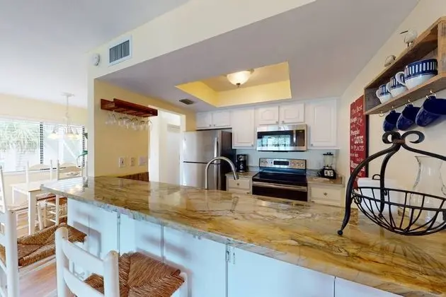 Daire (200 Lenell Rd 219)