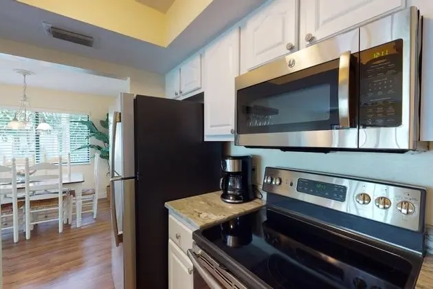 Daire (200 Lenell Rd 219)