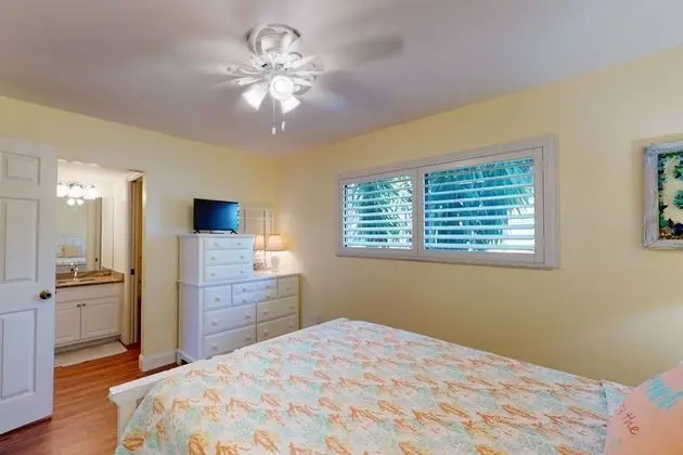 Daire (200 Lenell Rd 219)