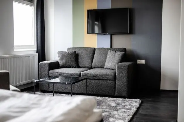 Family Suite Large