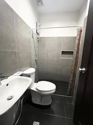 Basic Tek Büyük veya İki Ayrı Yataklı Oda
