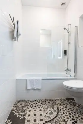 Comfort Tek Büyük veya İki Ayrı Yataklı Oda