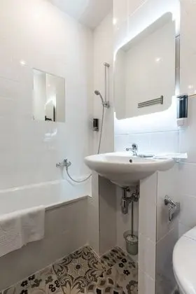 Standard Tek Büyük veya İki Ayrı Yataklı Oda