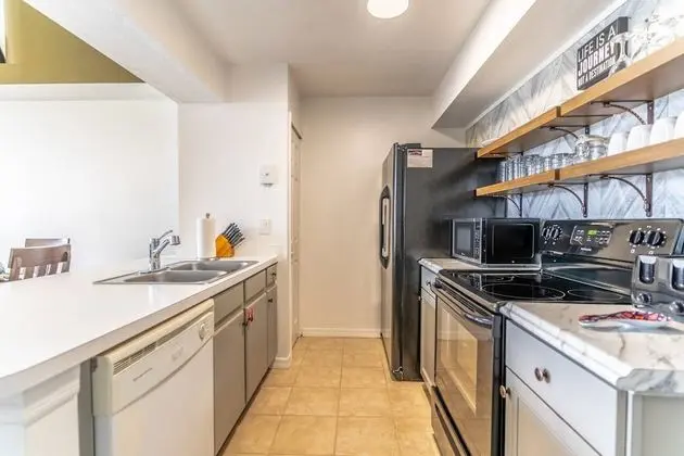 Daire (2036 Royal Palm Bay)