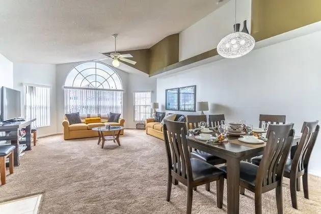 Daire (2036 Royal Palm Bay)