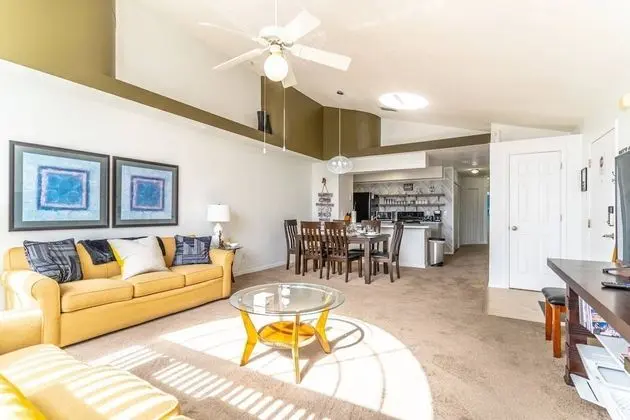 Daire (2036 Royal Palm Bay)