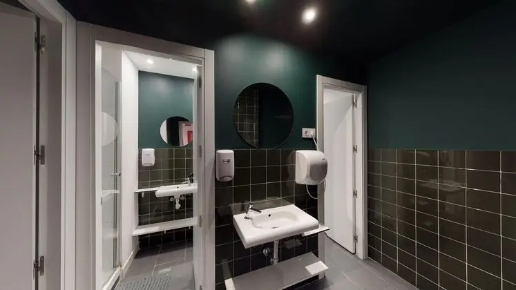 Ortak Ranzalı Oda, Karma Ranzalı Oda, Ortak Banyo (1 Bed in 8-Bed Dorm)
